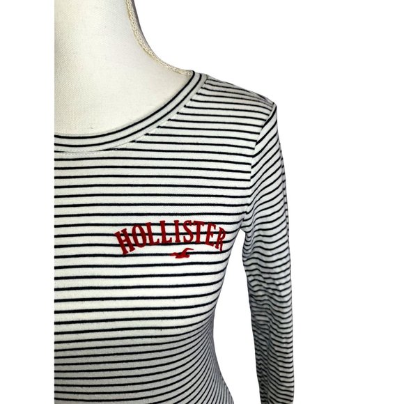 Hollister Tops - Hollister White & Blue Long Sleeve Logo Tee - Size S